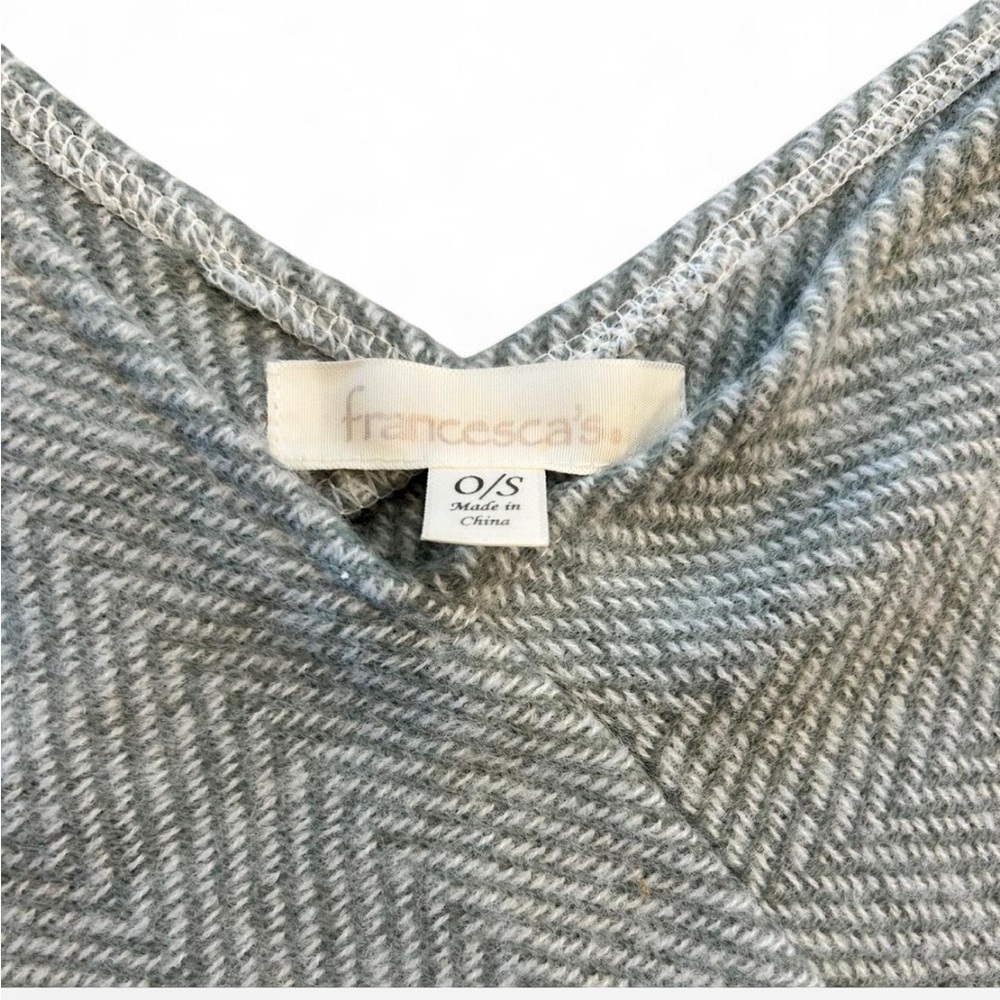 Francesca's Collections Gray and White Sweater Knit Poncho - Picture 3 of 4